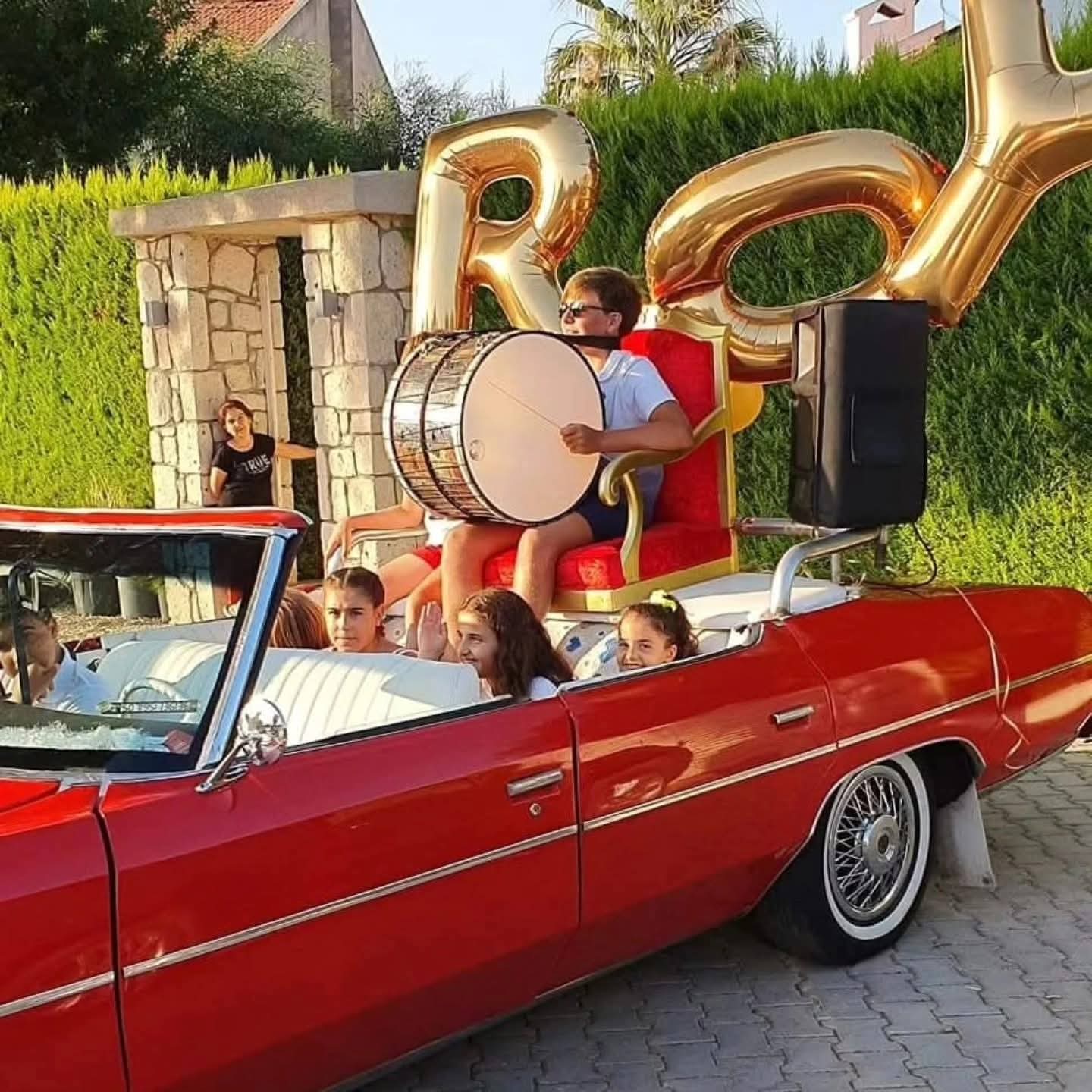11
